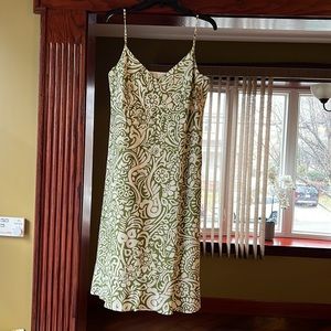 Green and beige dress size 14